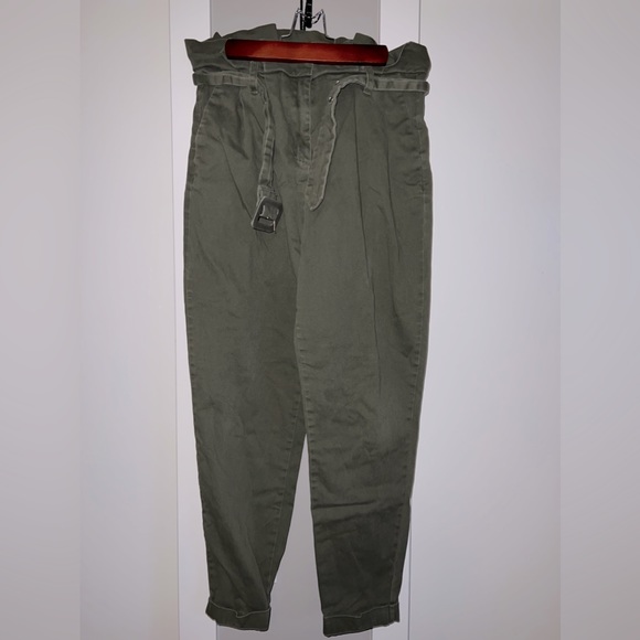 Khaki pants - Picture 1 of 2